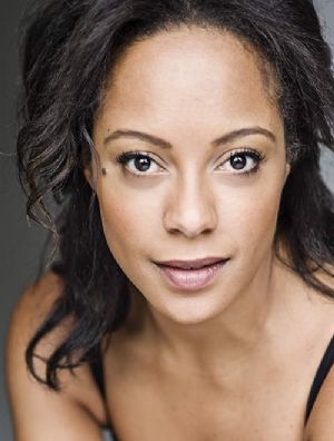 罗莎琳德·埃莉扎尔