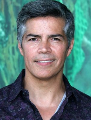 埃赛·莫拉莱斯